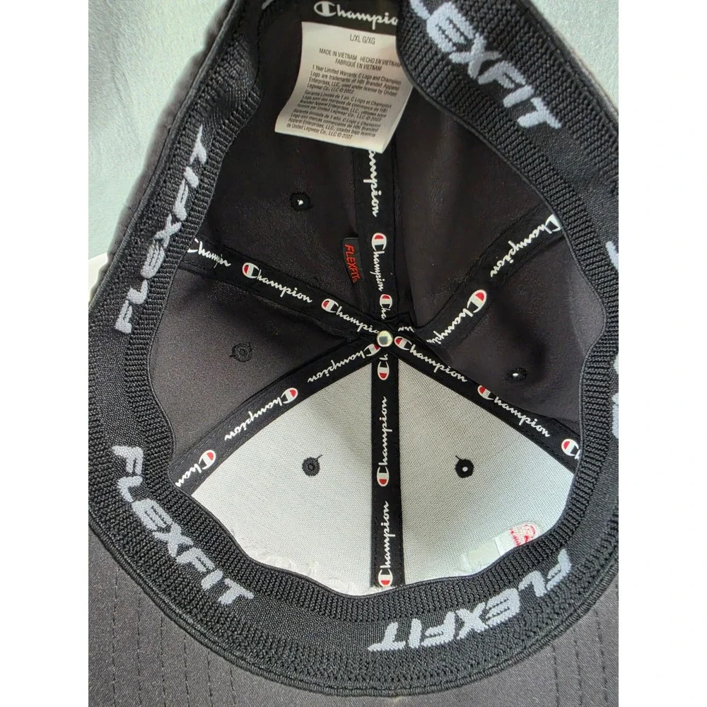 NWOT Champion Flexfit Baseball Cap Black Embroidered Logo Unisex L XL Hat